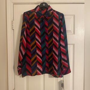 Carlisle Collection. Women’s Chevron Stripe Button-Up Blouse. Tie around Waist.